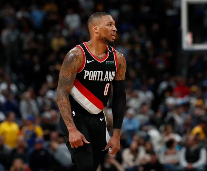 开云官网-关于爵士险胜开拓者，逆转胜利的信息