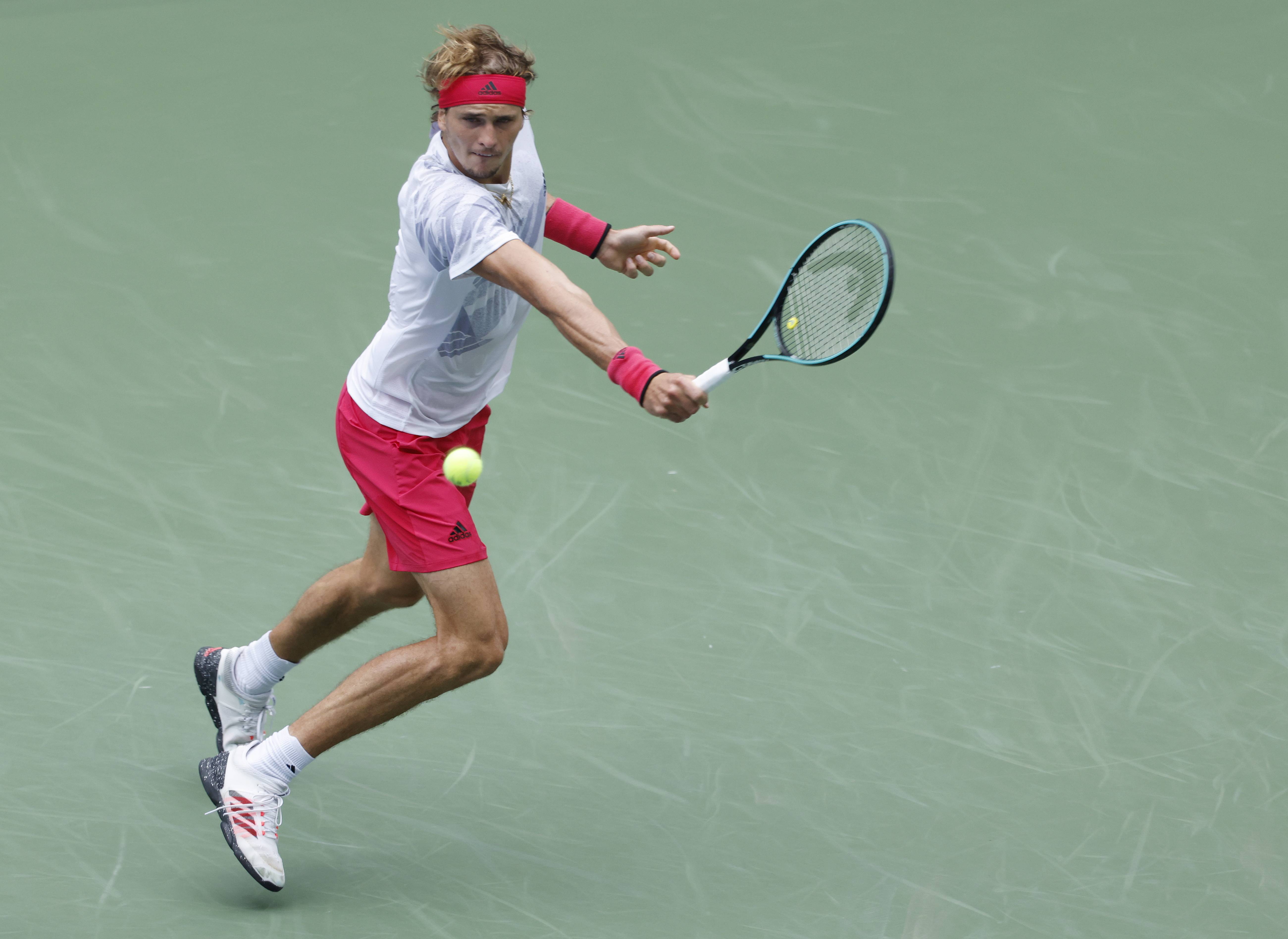 包含西班牙网球队轻取欧洲网球队，兹维列夫高光表现的词条