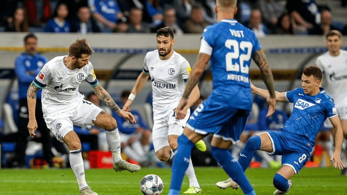 开云体育入口-霍芬海姆后卫连续达阵，助球队取胜