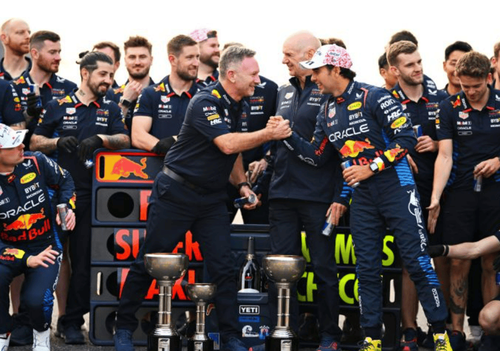 开云官网-威廉姆斯完胜迈凯伦，佩雷兹扛起全队