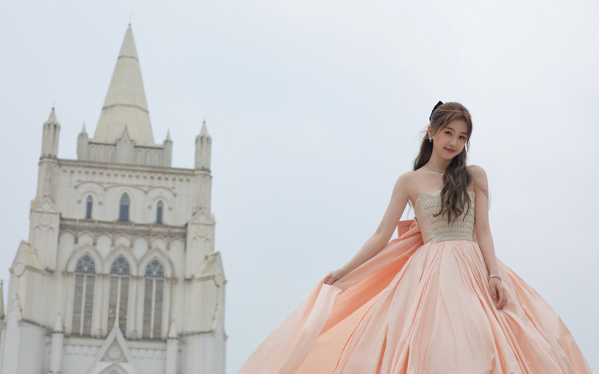 加时赛鏖战，哥斯达黎加险胜克罗地亚；阿什拉夫闪耀，攻防转换定乾坤