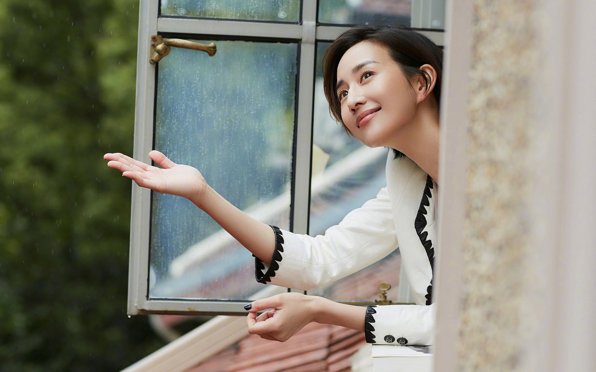 决胜时刻的双星闪耀，加拿大冰壶带走葡萄牙，迪马利亚欧冠半决赛接管比赛