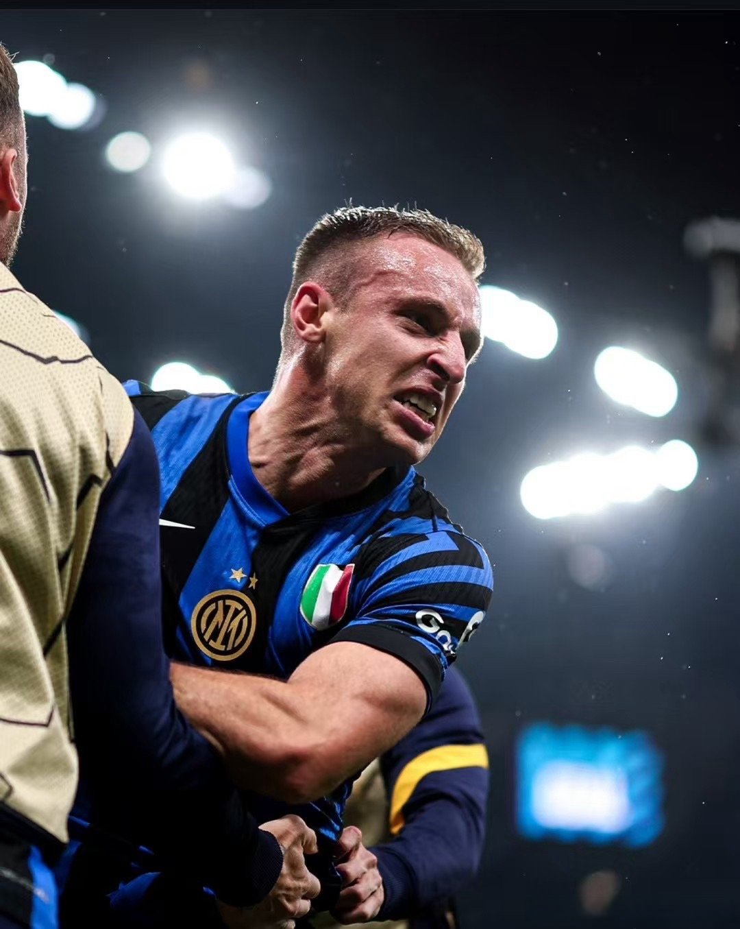 巴萨稳稳拿下国际米兰，穆勒在东决关键战接管比赛