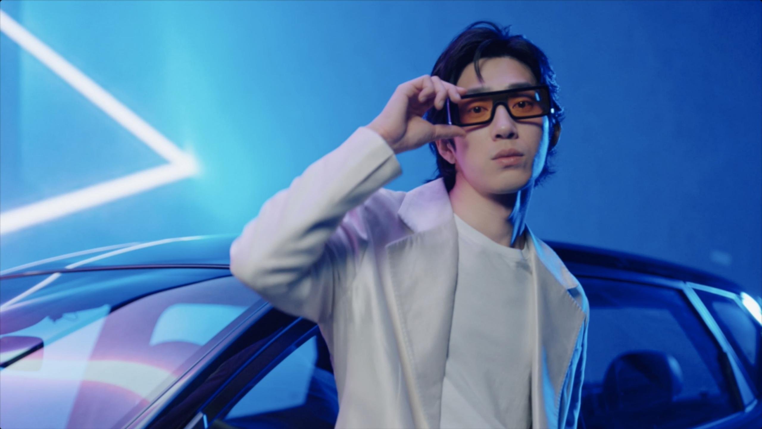 迪亚斯爆发的五十三分钟,当安哥拉的飓风鏖战佛罗伦萨的艺术之魂