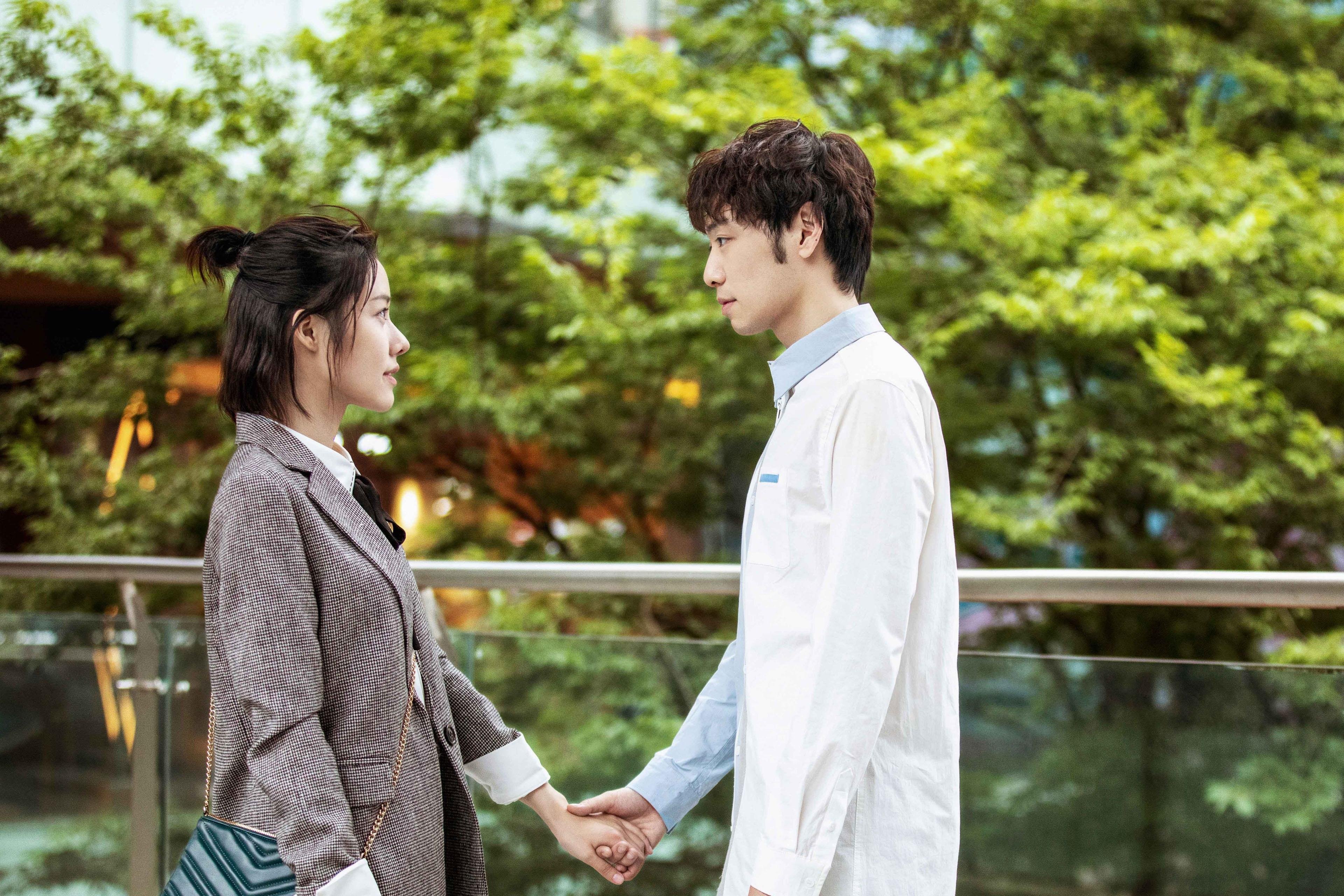 绿茵场上的两幅图腾,从哥斯达黎加斩落南非到奥亚尔萨瓦尔的欧冠加冕