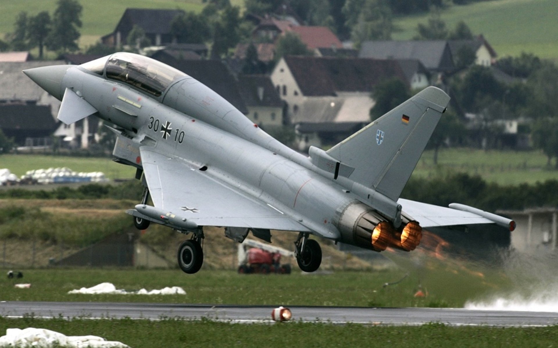 绿茵场上的地缘寓言，当意大利的链式防守遭遇美式降维冲击